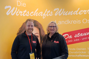 André Schulenberg und Anke Kellermeier freuten sich über die gute Resonanz am Stand der WirtschaftsWunderregion auch am Sonntag, dem zweiten Verantaltungstag der Messe.