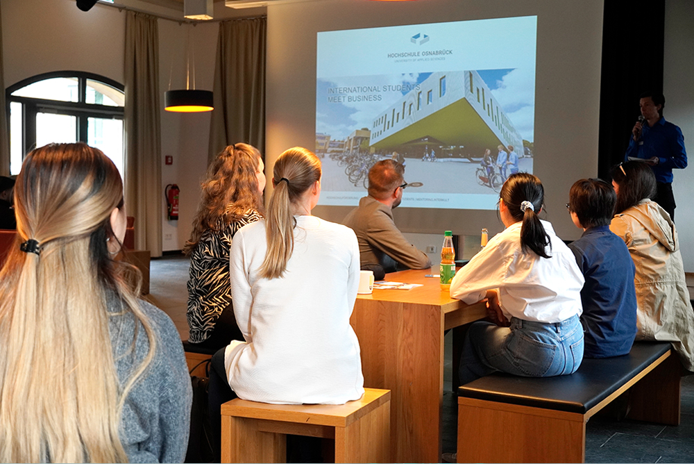 International Students meet Business