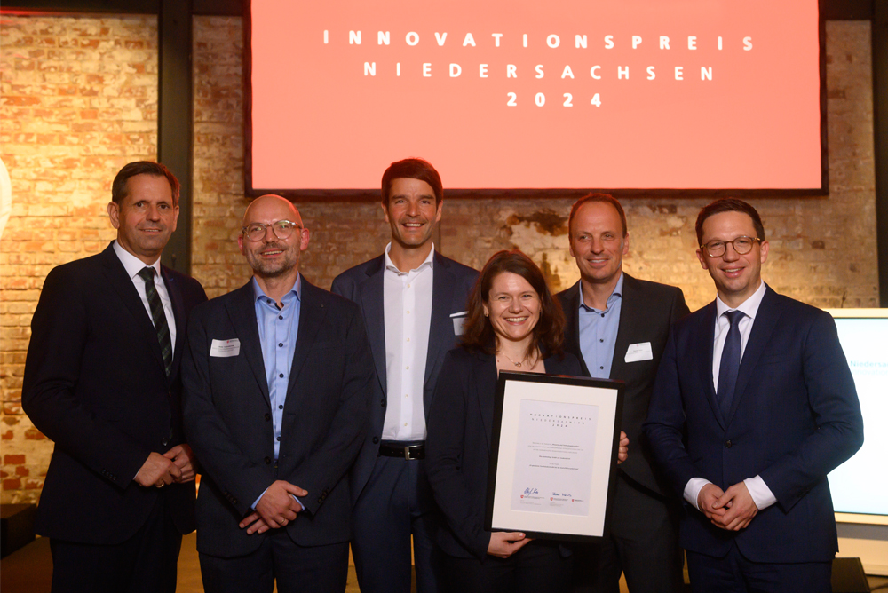 Foto: © HENNING SCHEFFEN PHOTOGRAPHY Innovationspreis Niedersachsen 2024 für herausragende Schlüsseltechnologie verliehen