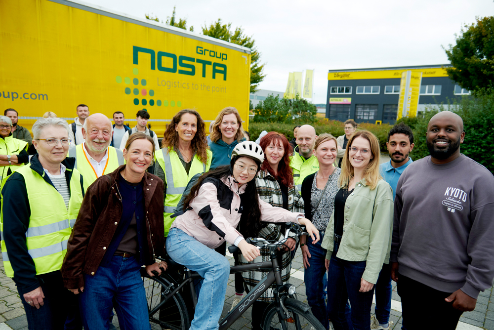 Toter Winkel und Co.: Fahrradtraining macht internationale Talente mobil