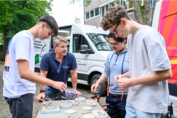 Innovative Berufsorientierung mit mobilen Werkstätten in die Region